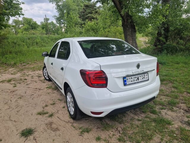 Белый Рено Логан, объемом двигателя 1.5 л и пробегом 172 тыс. км за 8200 $, фото 13 на Automoto.ua