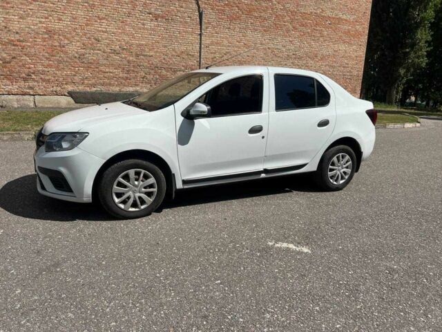 Белый Рено Логан, объемом двигателя 1.5 л и пробегом 144 тыс. км за 6999 $, фото 12 на Automoto.ua