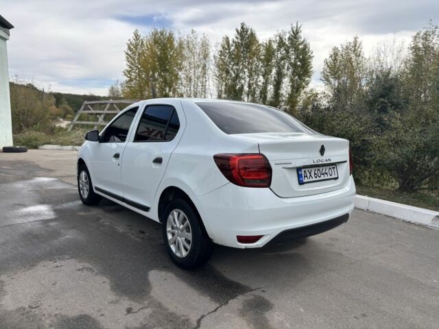 Белый Рено Логан, объемом двигателя 1.5 л и пробегом 172 тыс. км за 6400 $, фото 3 на Automoto.ua