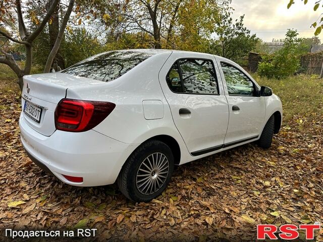 Белый Рено Логан, объемом двигателя 1.5 л и пробегом 180 тыс. км за 6300 $, фото 5 на Automoto.ua