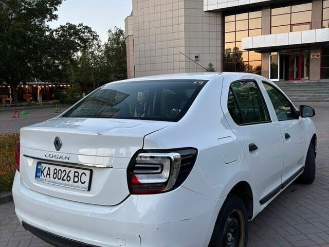 Білий Рено Логан, об'ємом двигуна 1 л та пробігом 92 тис. км за 3500 $, фото 4 на Automoto.ua