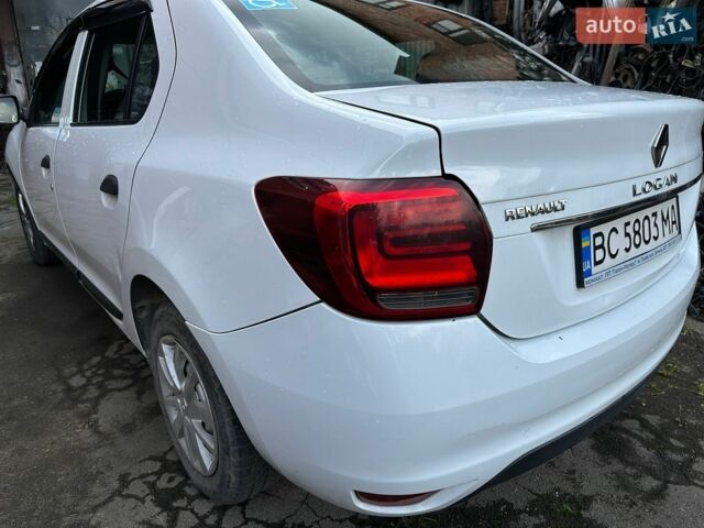 Білий Рено Логан, об'ємом двигуна 0.9 л та пробігом 176 тис. км за 5500 $, фото 9 на Automoto.ua