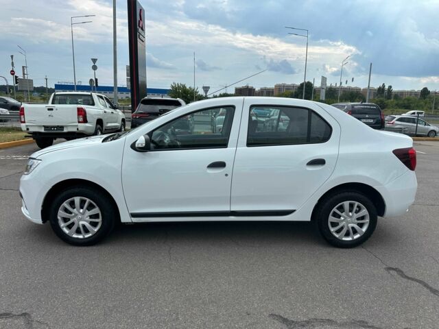 Белый Рено Логан, объемом двигателя 0.9 л и пробегом 82 тыс. км за 9500 $, фото 4 на Automoto.ua