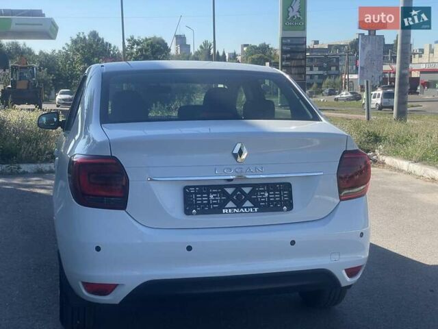 Белый Рено Логан, объемом двигателя 1.46 л и пробегом 27 тыс. км за 12950 $, фото 2 на Automoto.ua