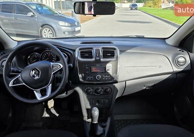 Белый Рено Логан, объемом двигателя 1 л и пробегом 107 тыс. км за 8200 $, фото 17 на Automoto.ua