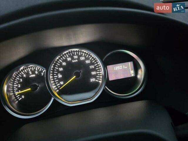 Білий Рено Логан, об'ємом двигуна 1 л та пробігом 13 тис. км за 8600 $, фото 10 на Automoto.ua