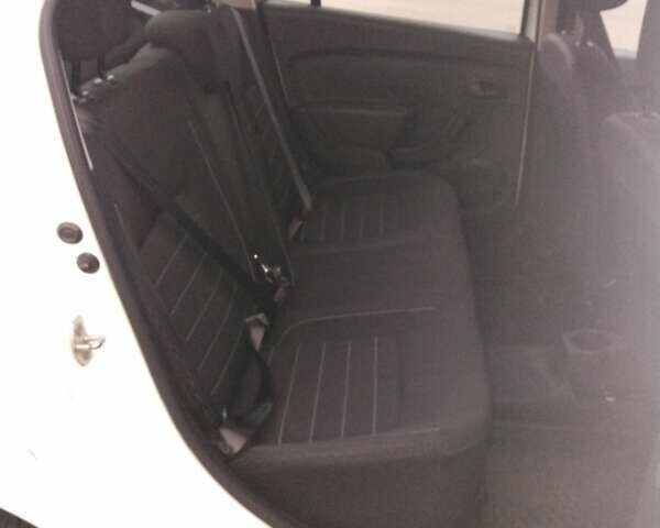 Білий Рено Логан, об'ємом двигуна 0.9 л та пробігом 87 тис. км за 9750 $, фото 2 на Automoto.ua