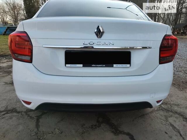 Белый Рено Логан, объемом двигателя 1.46 л и пробегом 68 тыс. км за 11600 $, фото 9 на Automoto.ua