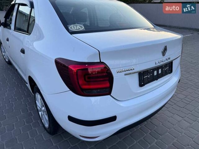 Білий Рено Логан, об'ємом двигуна 1 л та пробігом 105 тис. км за 6900 $, фото 46 на Automoto.ua