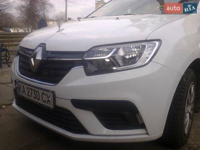 Белый Рено Логан, объемом двигателя 1 л и пробегом 70 тыс. км за 8300 $, фото 14 на Automoto.ua