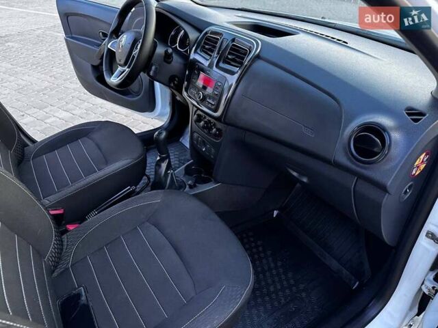 Білий Рено Логан, об'ємом двигуна 1 л та пробігом 105 тис. км за 6900 $, фото 61 на Automoto.ua