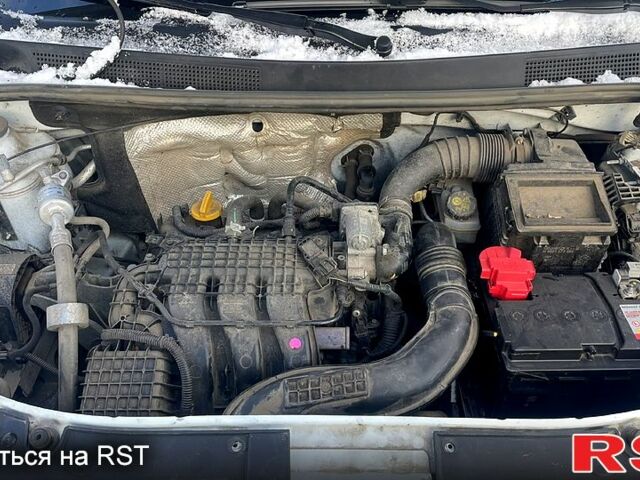 Белый Рено Логан, объемом двигателя 1 л и пробегом 70 тыс. км за 5800 $, фото 9 на Automoto.ua