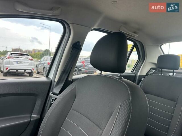 Білий Рено Логан, об'ємом двигуна 0.9 л та пробігом 82 тис. км за 9500 $, фото 25 на Automoto.ua