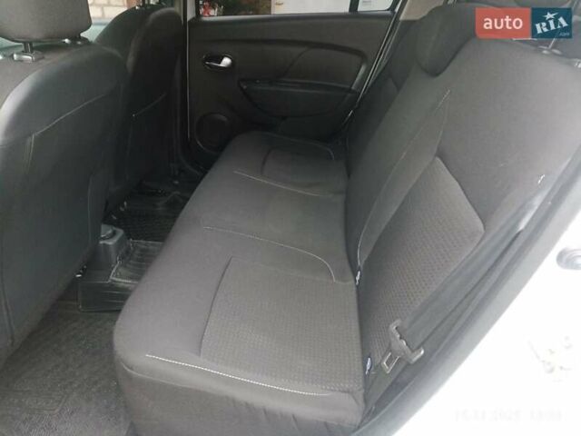 Белый Рено Логан, объемом двигателя 1.46 л и пробегом 96 тыс. км за 8700 $, фото 13 на Automoto.ua