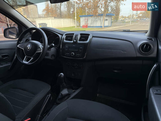 Белый Рено Логан, объемом двигателя 1.5 л и пробегом 143 тыс. км за 7999 $, фото 7 на Automoto.ua