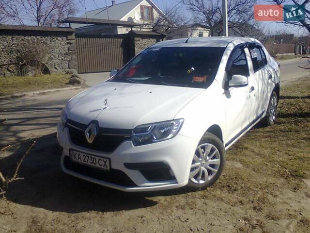 Белый Рено Логан, объемом двигателя 1 л и пробегом 70 тыс. км за 8300 $, фото 16 на Automoto.ua