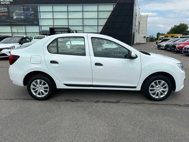 Белый Рено Логан, объемом двигателя 0.9 л и пробегом 82 тыс. км за 9500 $, фото 8 на Automoto.ua