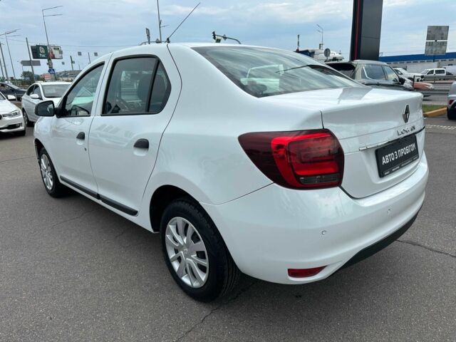 Белый Рено Логан, объемом двигателя 0.9 л и пробегом 82 тыс. км за 9500 $, фото 5 на Automoto.ua