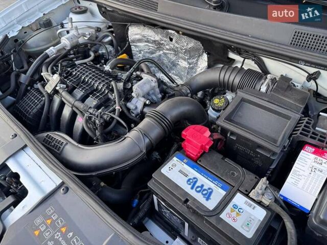Білий Рено Логан, об'ємом двигуна 1 л та пробігом 105 тис. км за 6900 $, фото 57 на Automoto.ua
