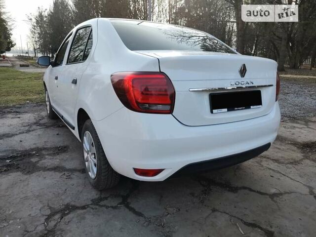 Белый Рено Логан, объемом двигателя 1.46 л и пробегом 68 тыс. км за 11600 $, фото 10 на Automoto.ua