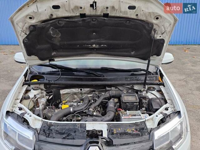 Белый Рено Логан, объемом двигателя 0.9 л и пробегом 89 тыс. км за 8500 $, фото 17 на Automoto.ua