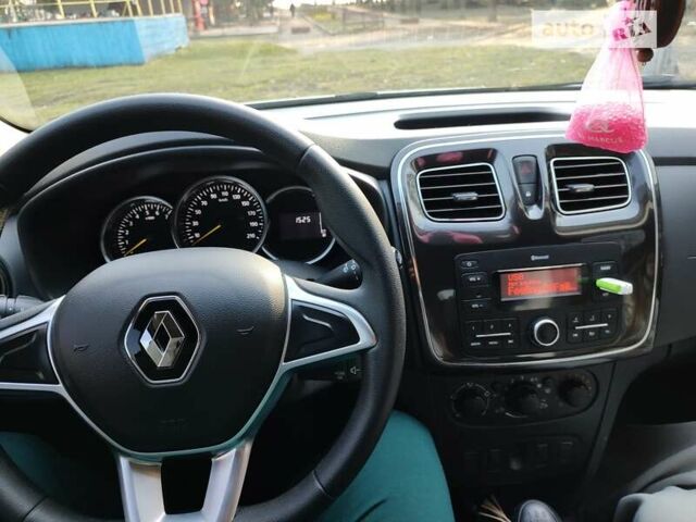 Белый Рено Логан, объемом двигателя 1.46 л и пробегом 68 тыс. км за 11600 $, фото 2 на Automoto.ua