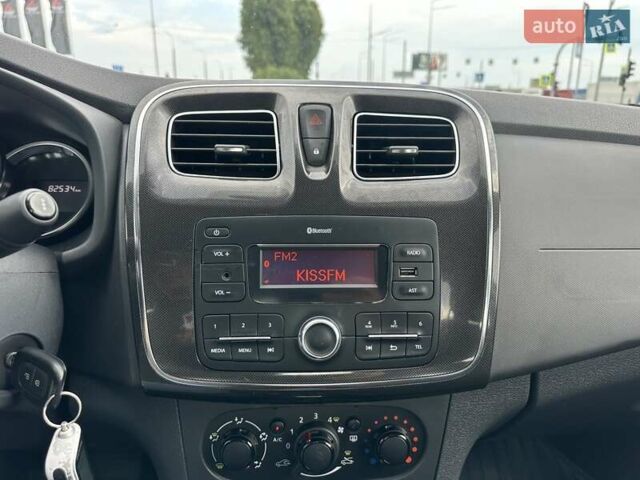 Білий Рено Логан, об'ємом двигуна 0.9 л та пробігом 82 тис. км за 9500 $, фото 20 на Automoto.ua