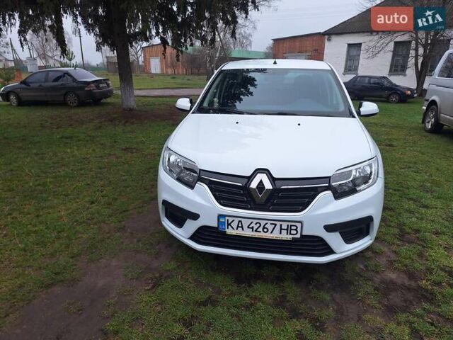 Білий Рено Логан, об'ємом двигуна 1.46 л та пробігом 17 тис. км за 13000 $, фото 14 на Automoto.ua