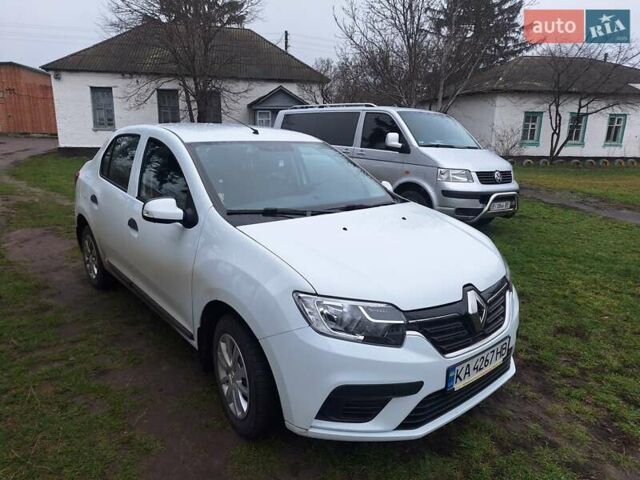 Білий Рено Логан, об'ємом двигуна 1.46 л та пробігом 17 тис. км за 13000 $, фото 13 на Automoto.ua
