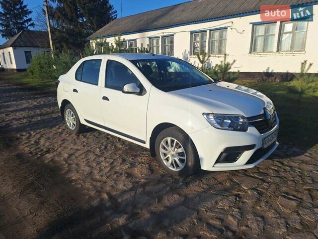 Білий Рено Логан, об'ємом двигуна 1.46 л та пробігом 17 тис. км за 13000 $, фото 1 на Automoto.ua