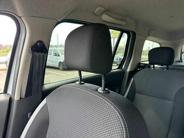 Білий Рено Логан, об'ємом двигуна 1.5 л та пробігом 95 тис. км за 9900 $, фото 19 на Automoto.ua
