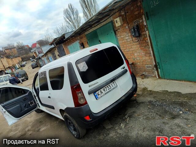 Белый Рено Логан, объемом двигателя 1.5 л и пробегом 220 тыс. км за 2850 $, фото 2 на Automoto.ua