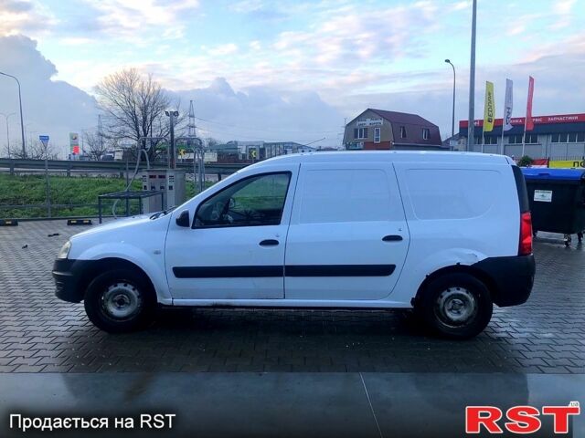 Белый Рено Логан, объемом двигателя 1.6 л и пробегом 0 тыс. км за 2700 $, фото 6 на Automoto.ua