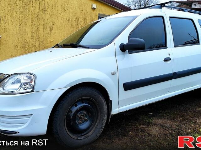 Белый Рено Логан, объемом двигателя 1.6 л и пробегом 295 тыс. км за 4850 $, фото 2 на Automoto.ua