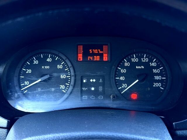 Білий Рено Логан, об'ємом двигуна 1.5 л та пробігом 0 тис. км за 3450 $, фото 12 на Automoto.ua