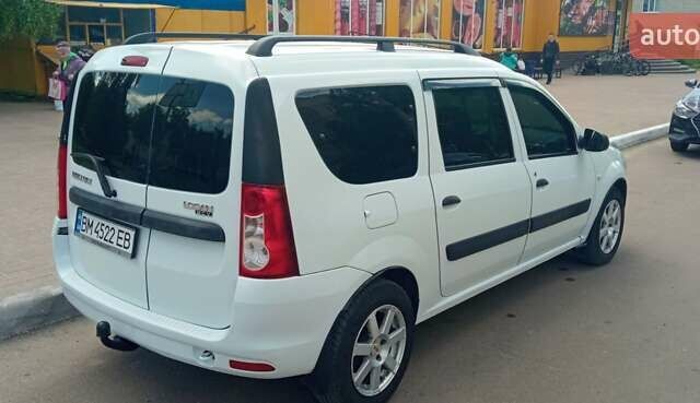 Білий Рено Логан, об'ємом двигуна 1.6 л та пробігом 184 тис. км за 6000 $, фото 1 на Automoto.ua