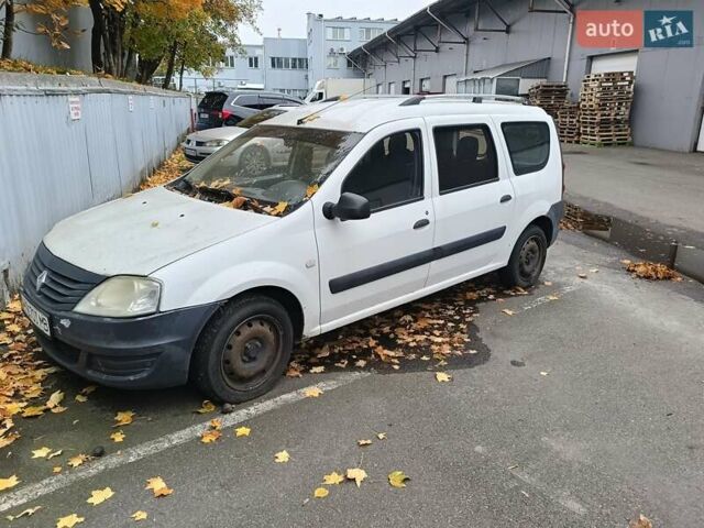 Білий Рено Логан, об'ємом двигуна 1.6 л та пробігом 400 тис. км за 3700 $, фото 1 на Automoto.ua