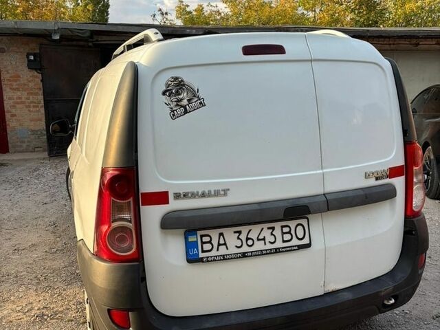 Білий Рено Логан, об'ємом двигуна 1.46 л та пробігом 507 тис. км за 3900 $, фото 3 на Automoto.ua