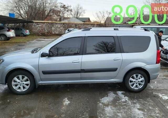 Рено Логан 2012 у Дніпро (Дніпропетровську) на Automoto.ua Білий Рено Логан, об'ємом двигуна 1.6 л та пробігом 300 тис. км за 4950 $, фото 6 на Automoto.ua