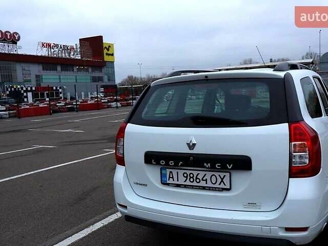 Білий Рено Логан, об'ємом двигуна 1.1 л та пробігом 205 тис. км за 6500 $, фото 2 на Automoto.ua