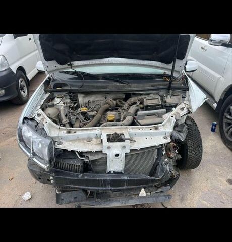 Білий Рено Логан, об'ємом двигуна 1.5 л та пробігом 52 тис. км за 4010 $, фото 5 на Automoto.ua