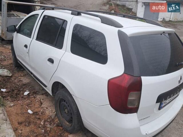 Білий Рено Логан, об'ємом двигуна 0 л та пробігом 250 тис. км за 3600 $, фото 1 на Automoto.ua