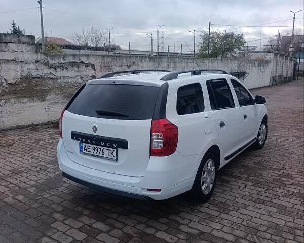 Белый Рено Логан, объемом двигателя 1.46 л и пробегом 190 тыс. км за 6800 $, фото 5 на Automoto.ua