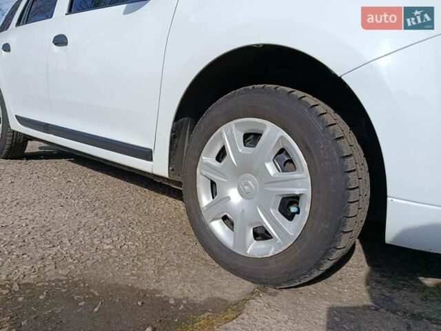 Белый Рено Логан, объемом двигателя 1.46 л и пробегом 173 тыс. км за 8400 $, фото 7 на Automoto.ua
