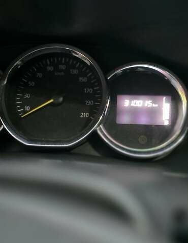 Білий Рено Логан, об'ємом двигуна 1.46 л та пробігом 310 тис. км за 6200 $, фото 13 на Automoto.ua