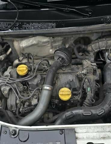 Білий Рено Логан, об'ємом двигуна 1.46 л та пробігом 310 тис. км за 6200 $, фото 12 на Automoto.ua
