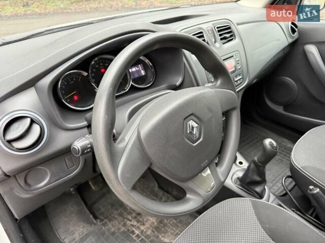 Белый Рено Логан, объемом двигателя 1.46 л и пробегом 190 тыс. км за 6900 $, фото 11 на Automoto.ua