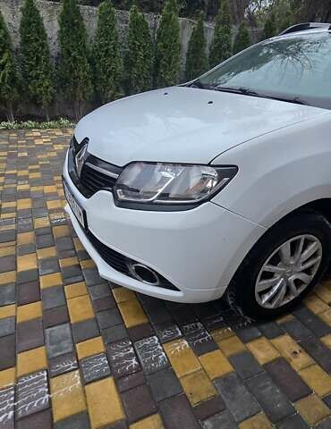 Білий Рено Логан, об'ємом двигуна 1.46 л та пробігом 310 тис. км за 6200 $, фото 4 на Automoto.ua