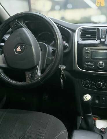 Білий Рено Логан, об'ємом двигуна 1.46 л та пробігом 310 тис. км за 6200 $, фото 9 на Automoto.ua