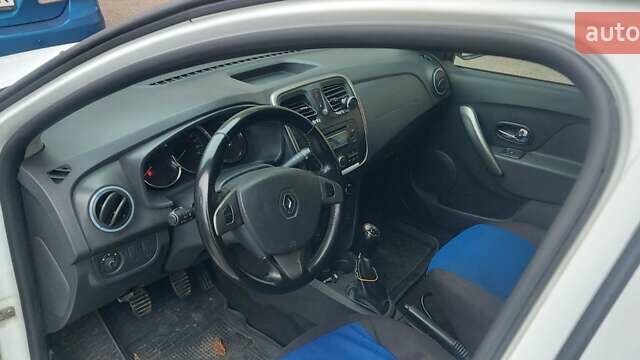 Белый Рено Логан, объемом двигателя 1.46 л и пробегом 226 тыс. км за 5900 $, фото 6 на Automoto.ua